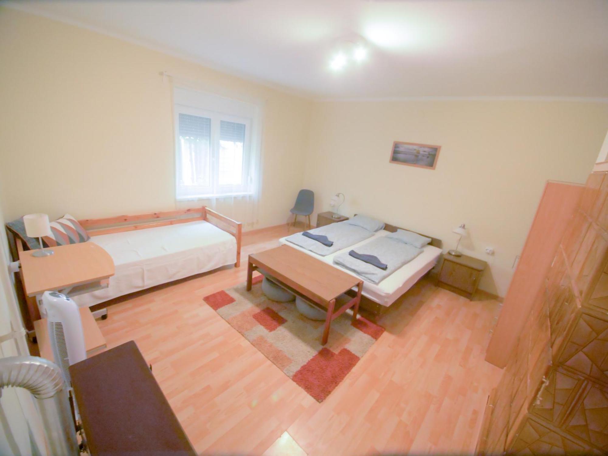 Estike Apartment Balatonlelle Exterior photo